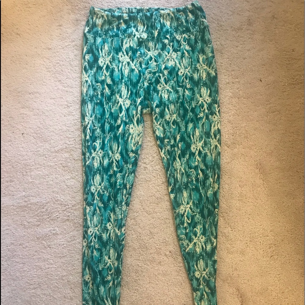 pack of 4 lularoe ultra soft leggings